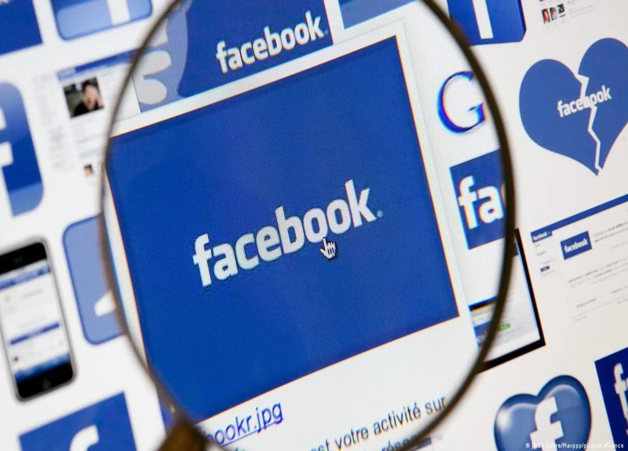 Redes Sociales Clásicas: Facebook y YouTube Siguen Reinando