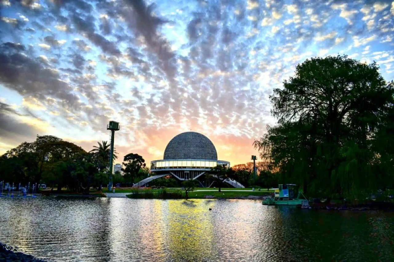 Turismo en Argentina: Impacto en el Tipo de Cambio