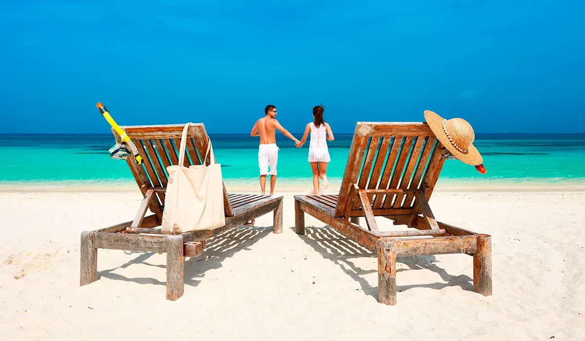 Vista panorámica de Maitencillo, destacando sus playas y naturaleza exuberante Vista panorámica de Maitencillo, destacando sus playas y naturaleza exuberante