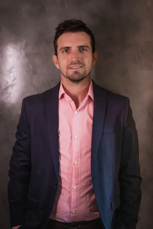 Venta ambulante en Chile afectando el comercio formal y la seguridad pública. Venta ambulante en Chile afectando el comercio formal y la seguridad pública.